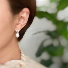 Load image into Gallery viewer, Blooming Freshwater Pearl Drop Earrings
